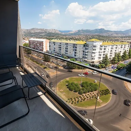 Appartement Dadi Plaza Premium *