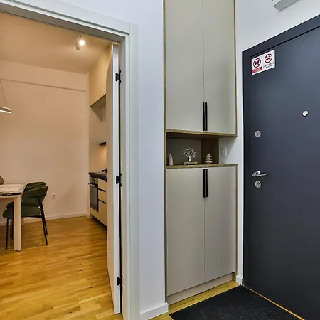 Dadi Plaza Premium * Podgorica